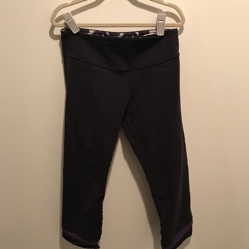 Lululemon black cropped leggings